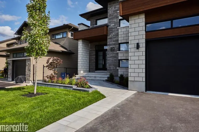 Landscaping a modern-style entrance